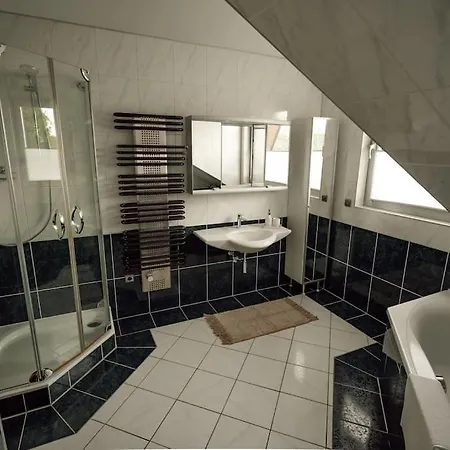 Am Rhein Апартаменты Weissenthurm